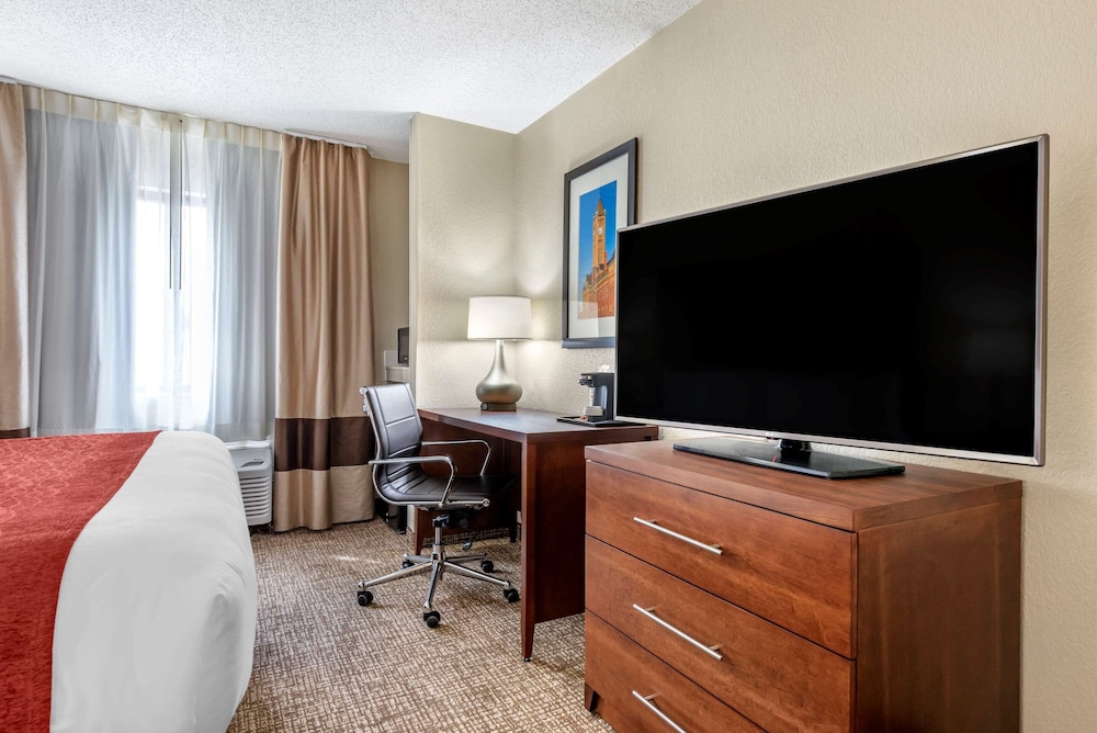 Comfort Inn & Suites Middletown - Franklin 28/33