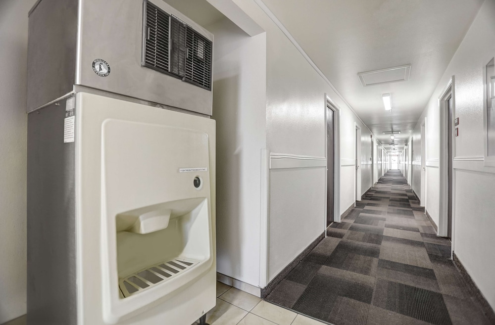 Motel6 Espanola, NM 34/48