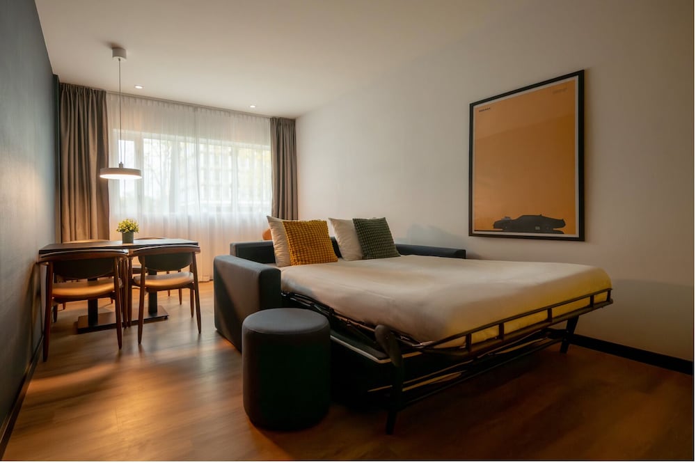 Studio, Double Bed, Sofa, Xl