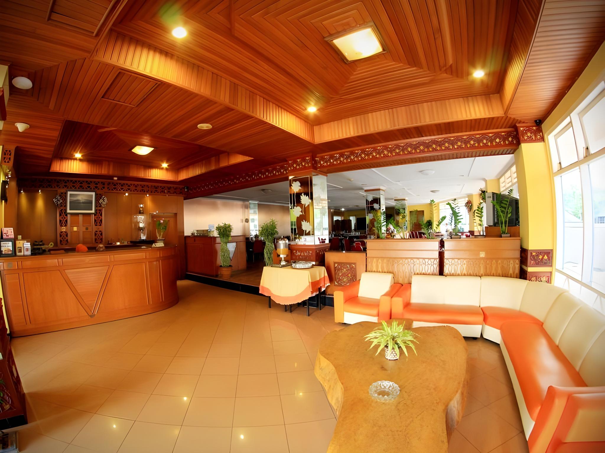 Kharisma Hotel 6/18