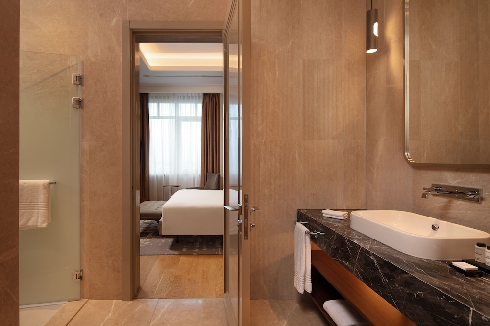 Sheraton Istanbul Levent 25/83