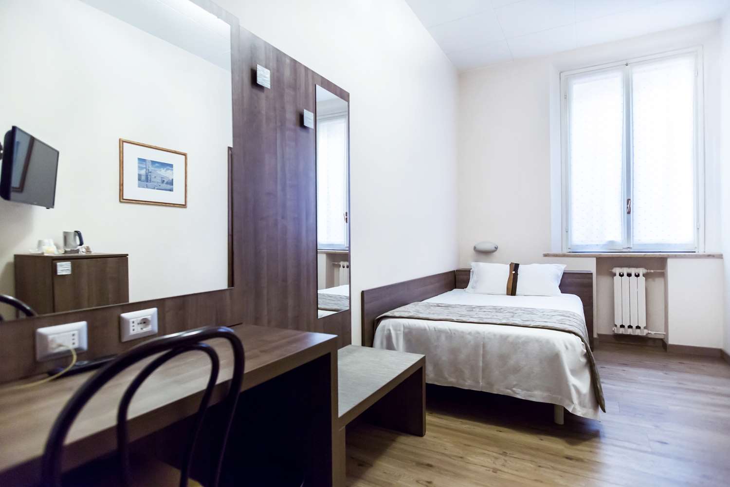 Fresz, Single Bed