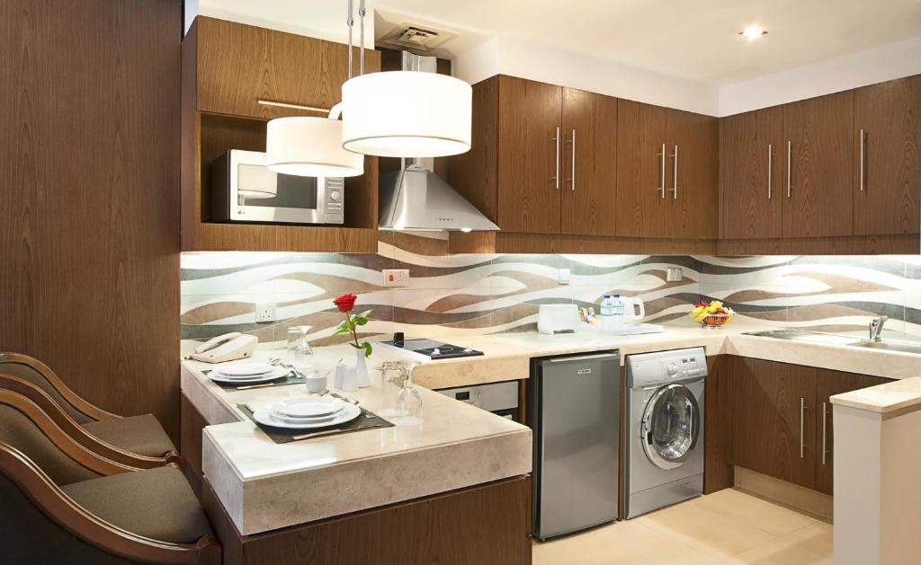 Oaks Liwa Executive Suites 29/29