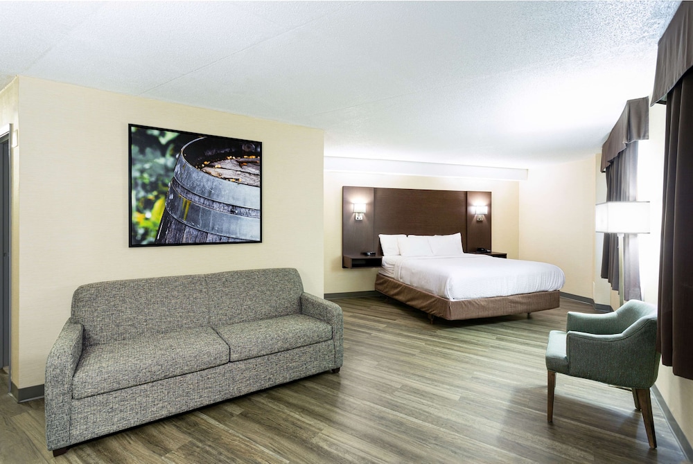 Days Inn by Wyndham Fallsview 19/41