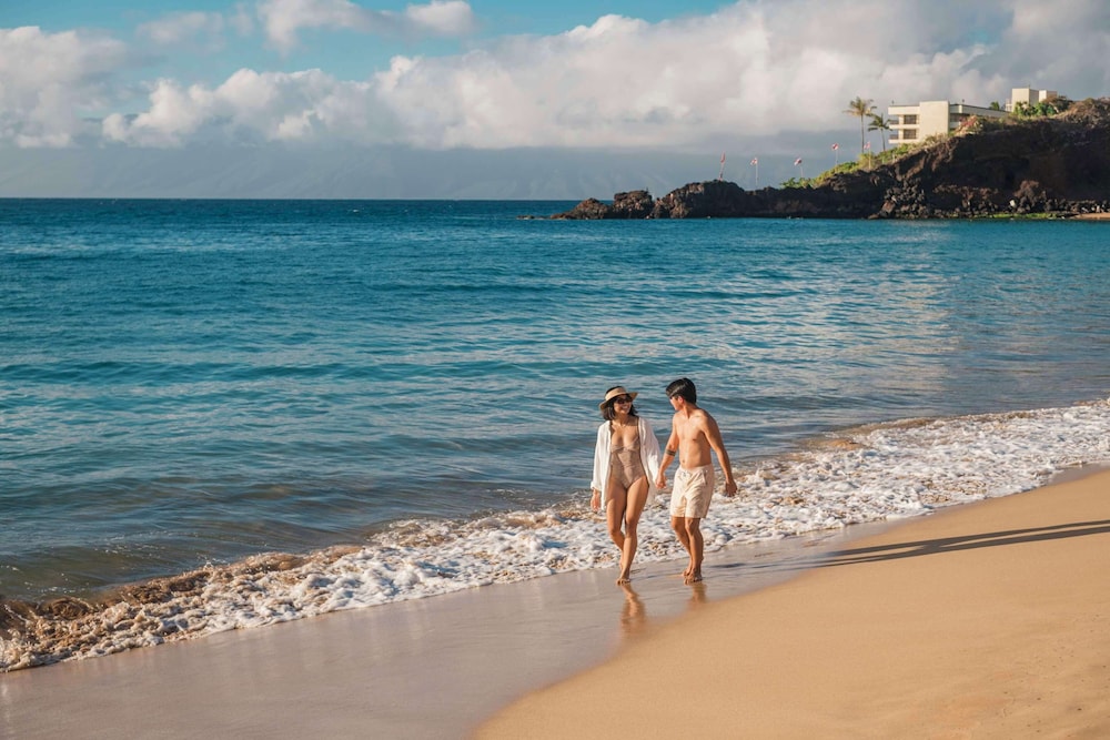 OUTRIGGER Kaanapali Beach Resort 46/50