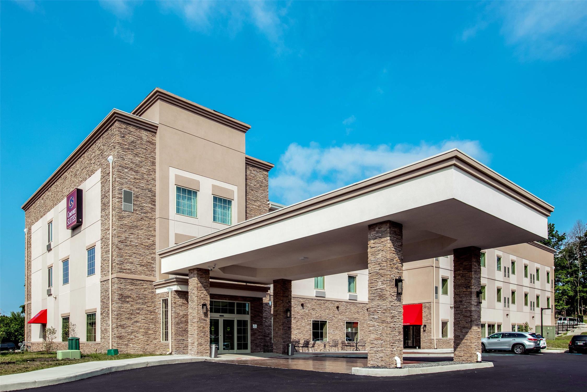 Comfort Suites Fishkill Near Interstate 84 16/17