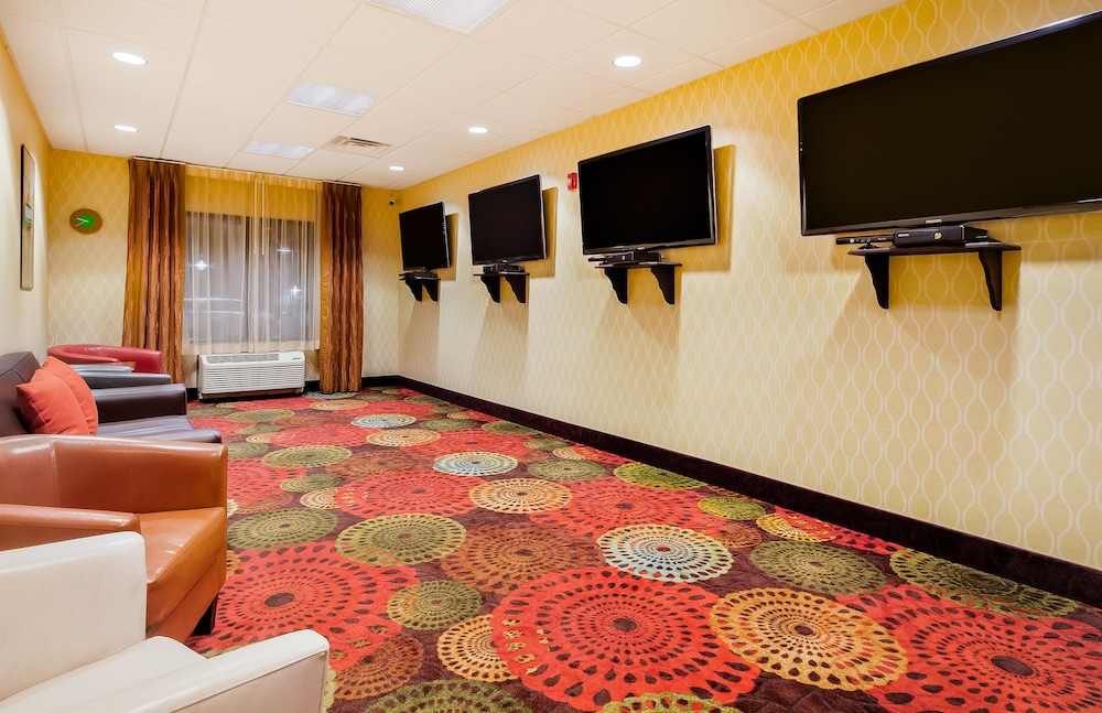 Holiday Inn Express Hotel And Suites Missoula Northwest 53/54