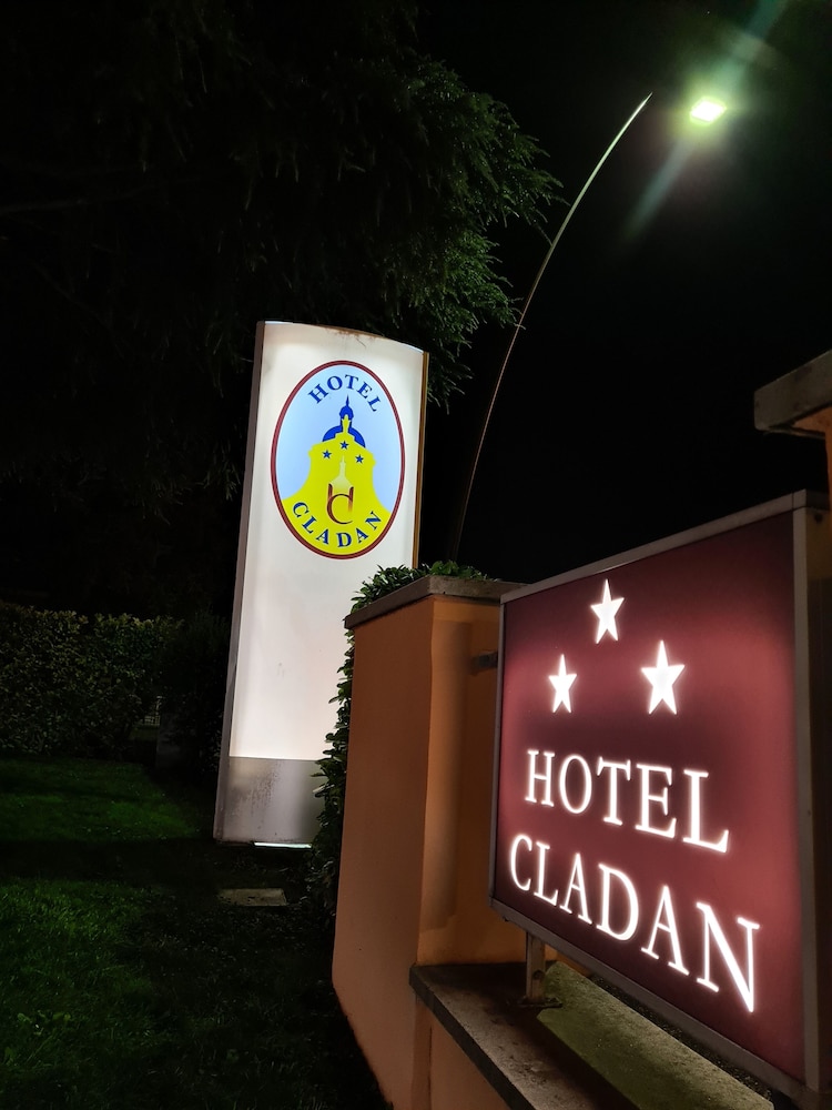Hotel Cladan 35/63