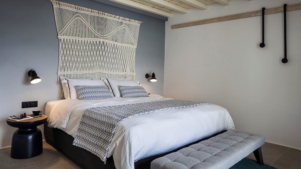 LYO Boutique Hotel 11/44