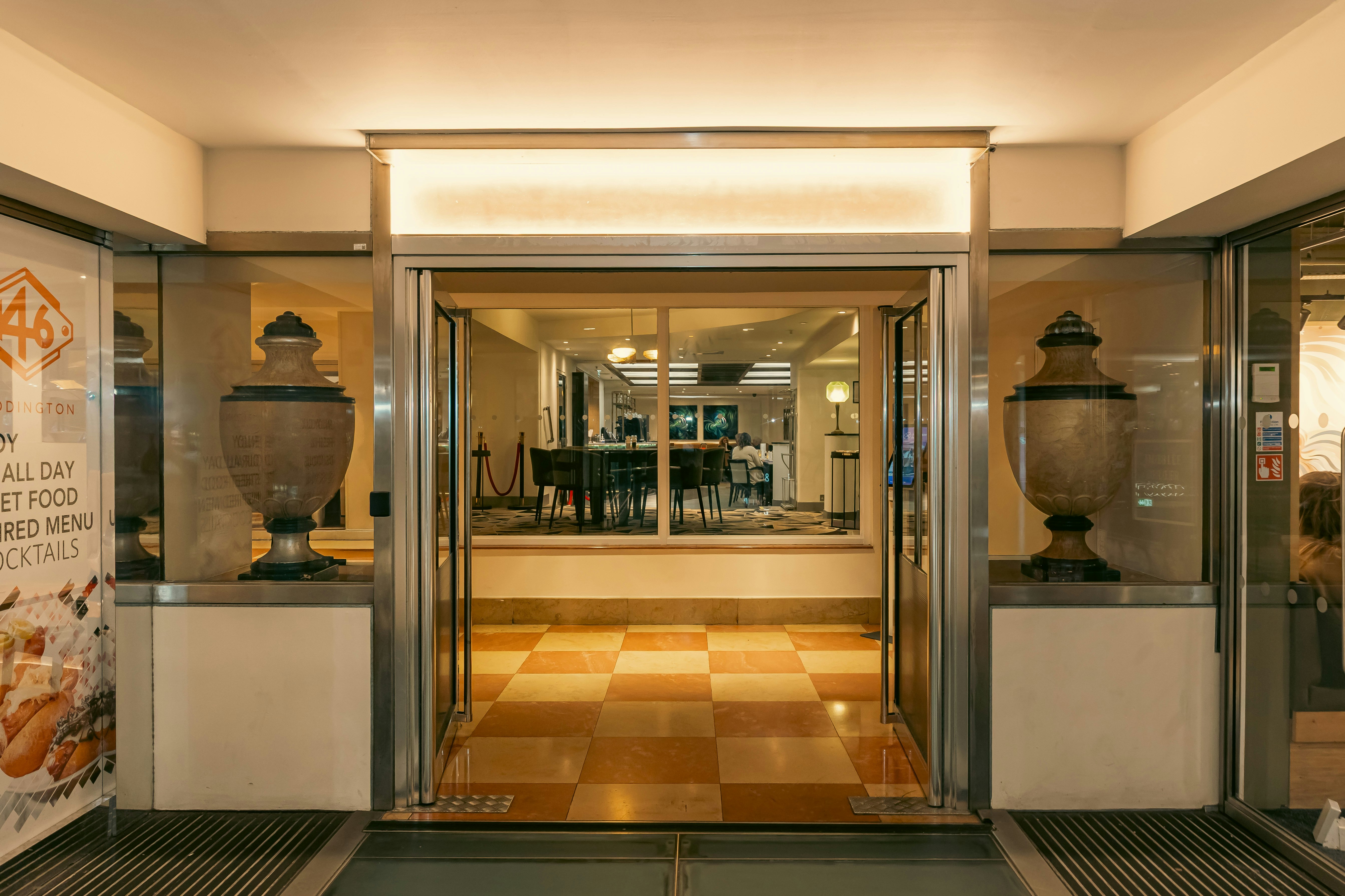 Hilton London Paddington 10/84