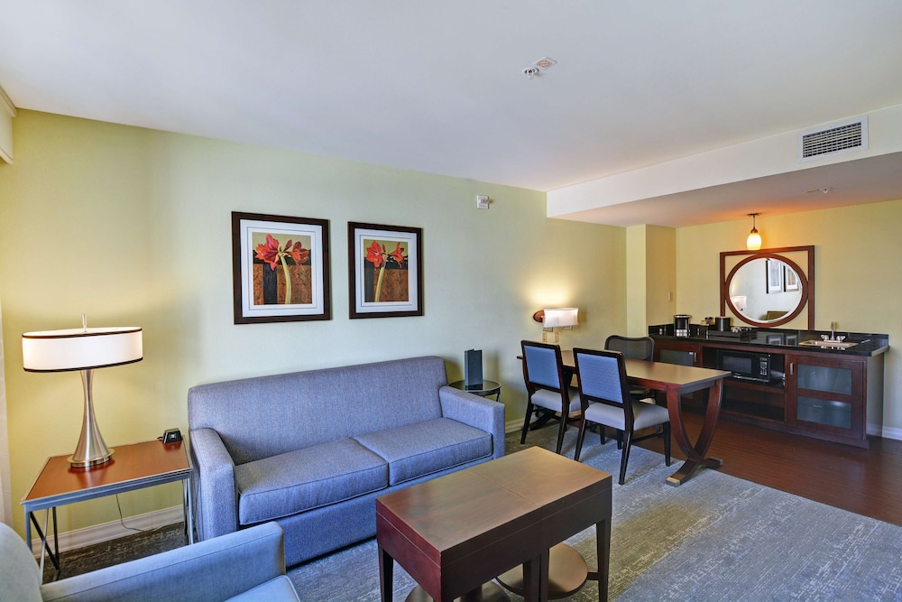 Embassy Suites Valencia 26/58