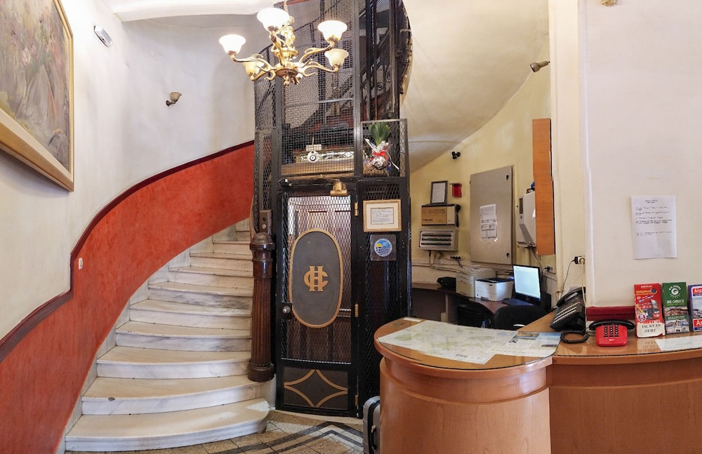 Cecil Hotel 60/70