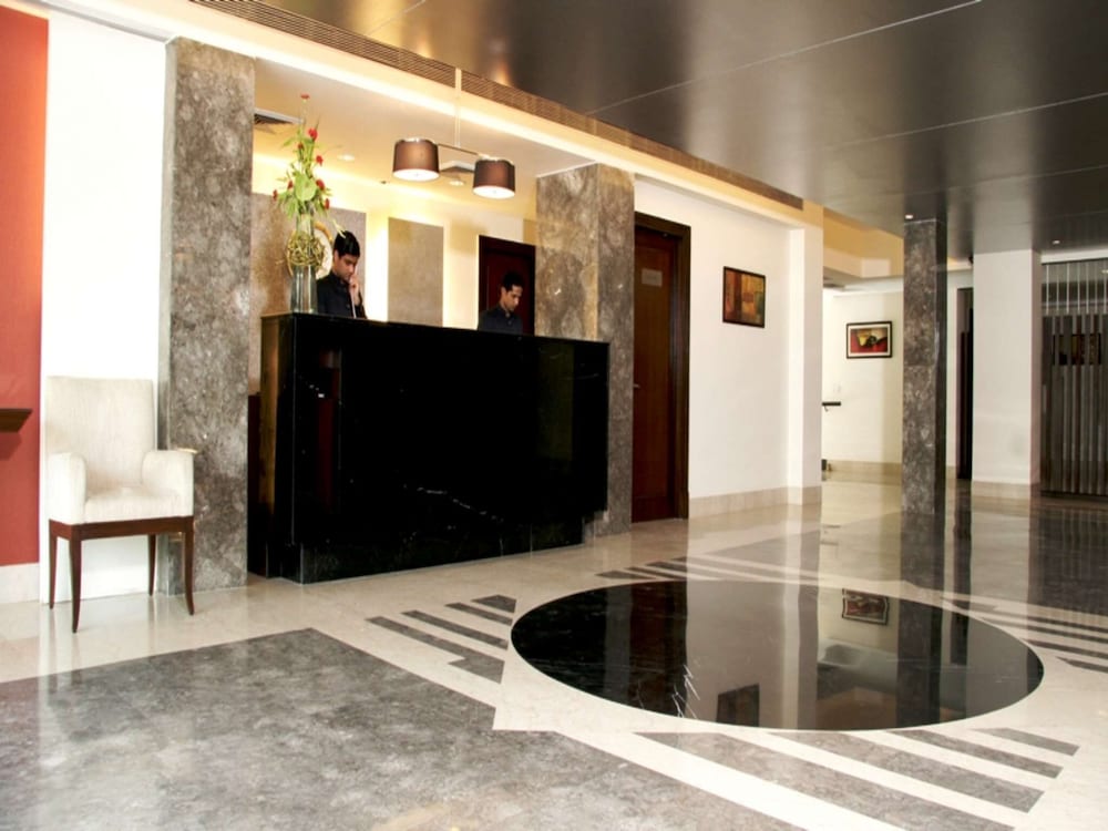 The Muse Sarovar Portico, Nehru Place 8/42