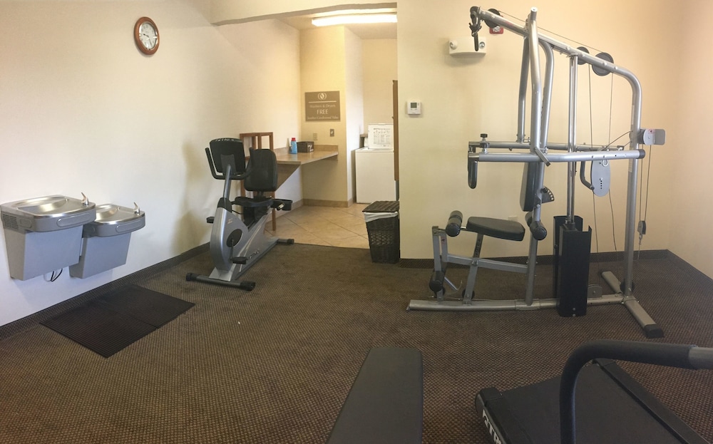 Candlewood Suites Joplin 20/35