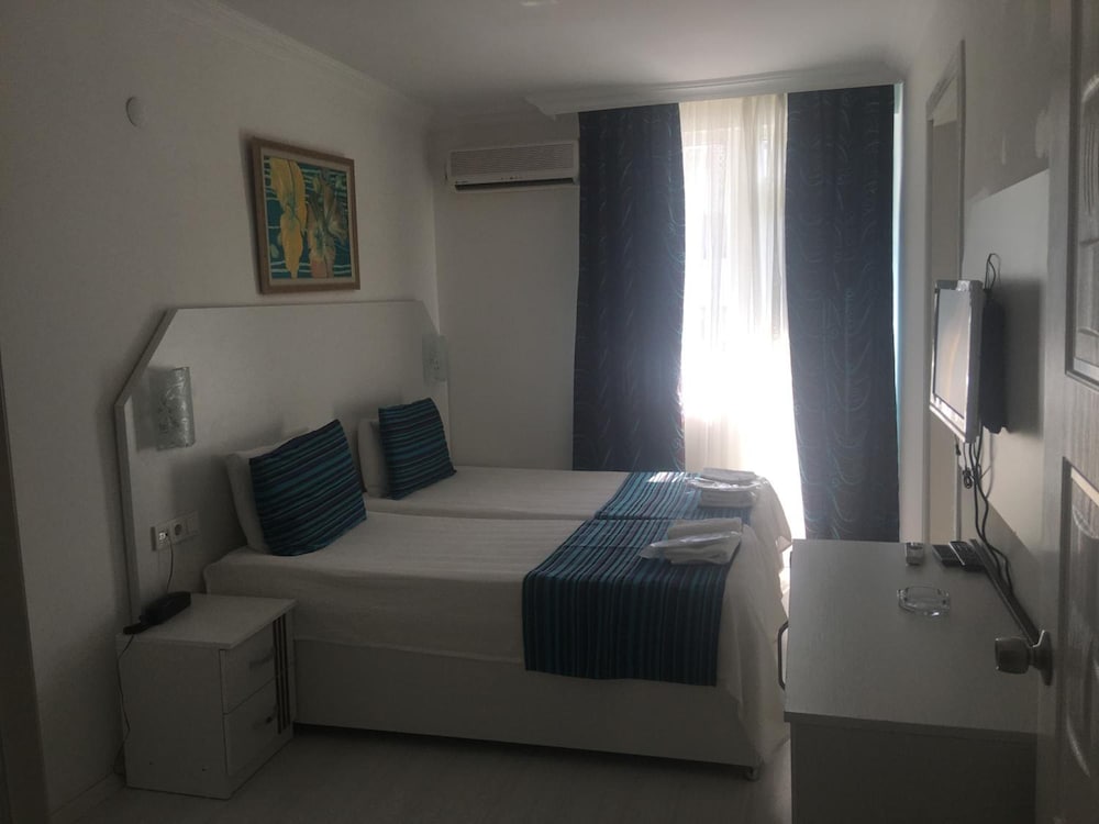 Teos Hotel 14/37