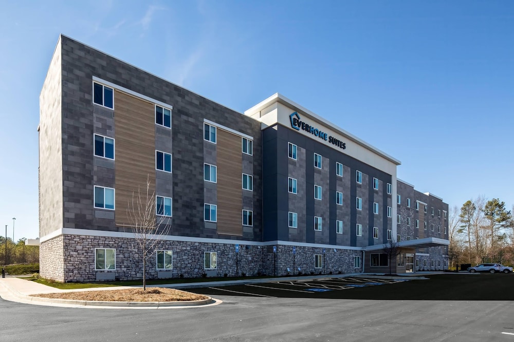 Everhome Suites Wichita Northeast 47/56