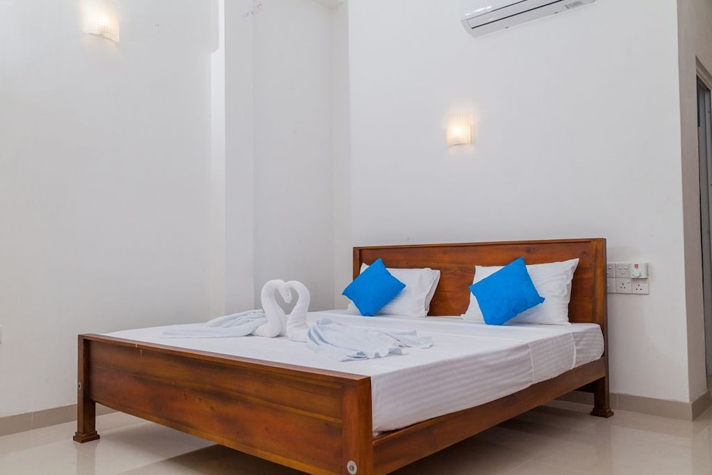 Hotel Crown Plaza Katunayake 8/37