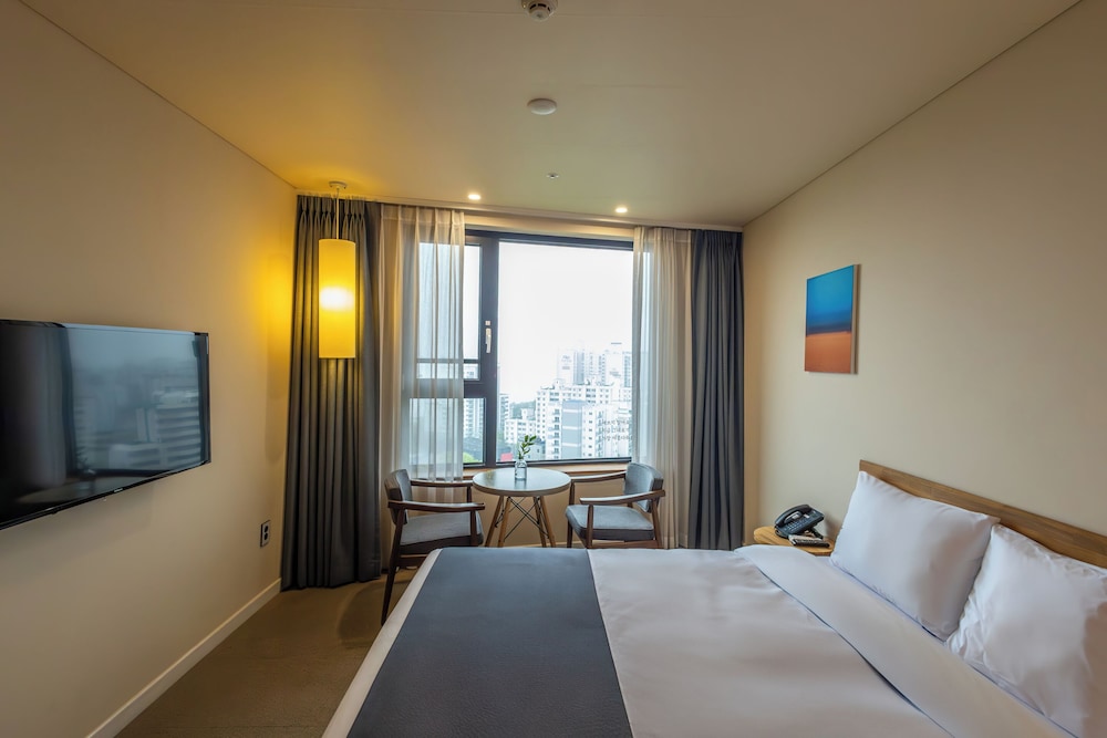 Jk Blossom Hotel 32/72