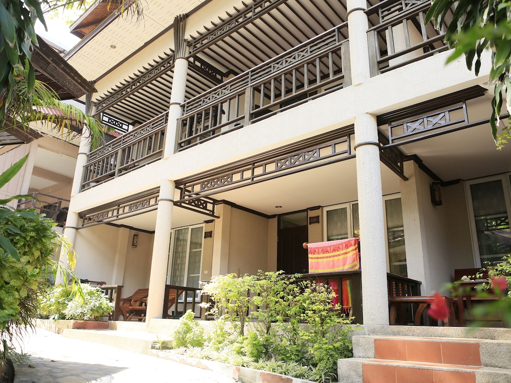 SAMED VILLA RESORT 3/74