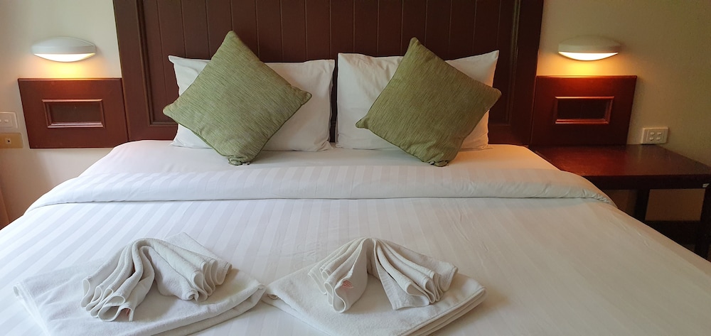Isle Beach Resort 32/65