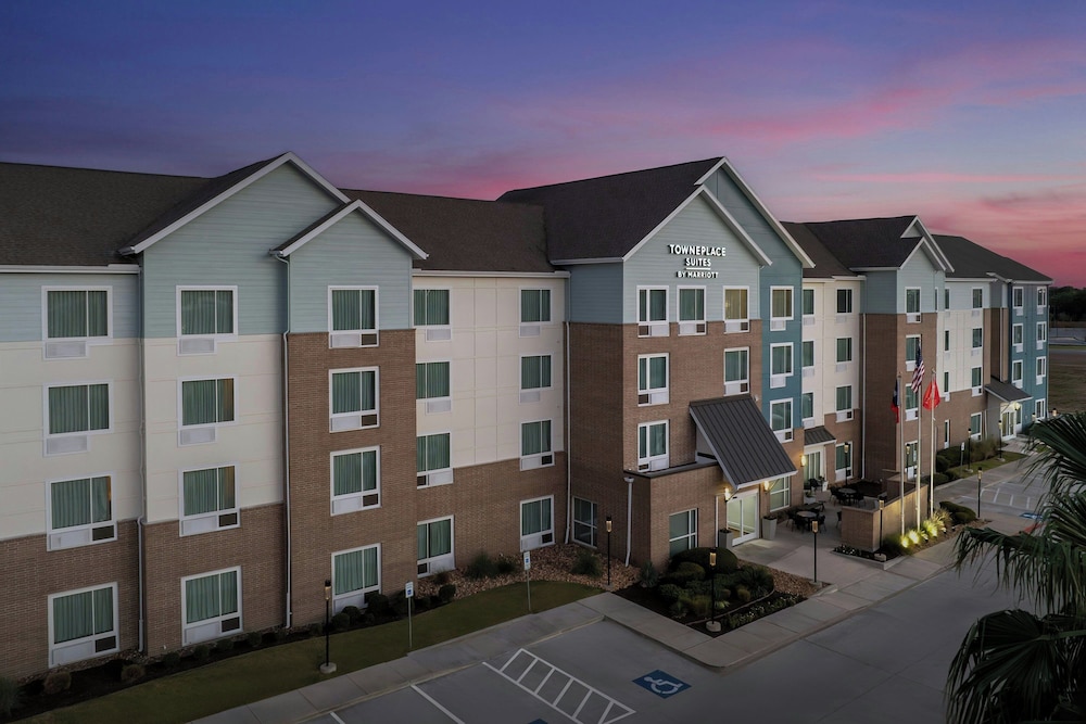 TOWNEPLACE SUITES CORPUS CHRISTI PORTLAND 3/50