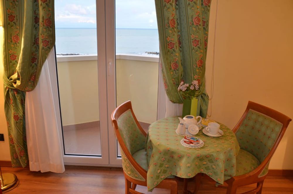 Grand Hotel Montesilvano 25/50