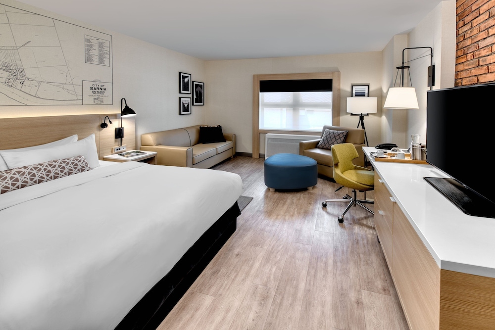 The Insignia Hotel, Sarnia, a Tribute Portfolio Hotel 7/55