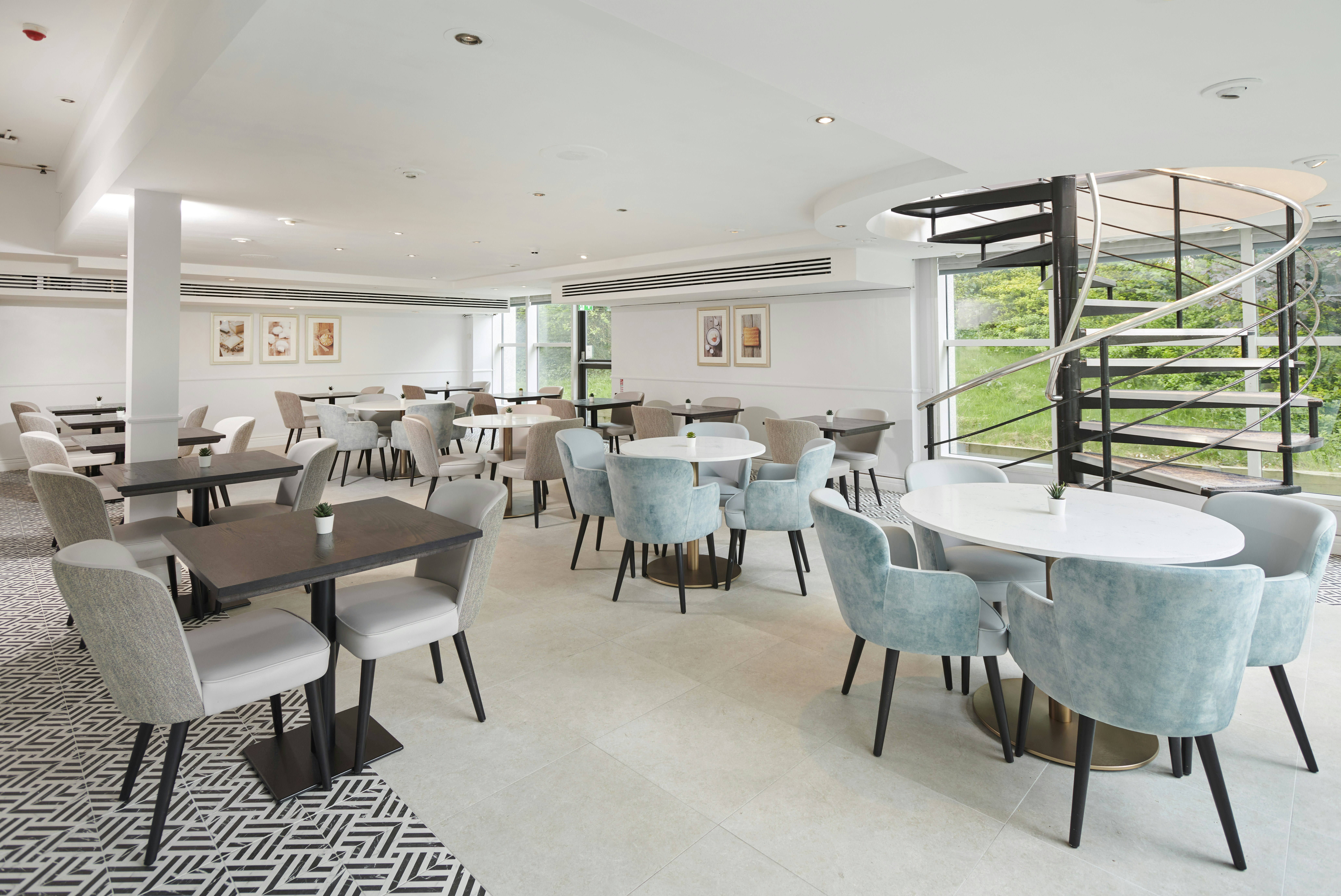 Hilton London Croydon 44/65