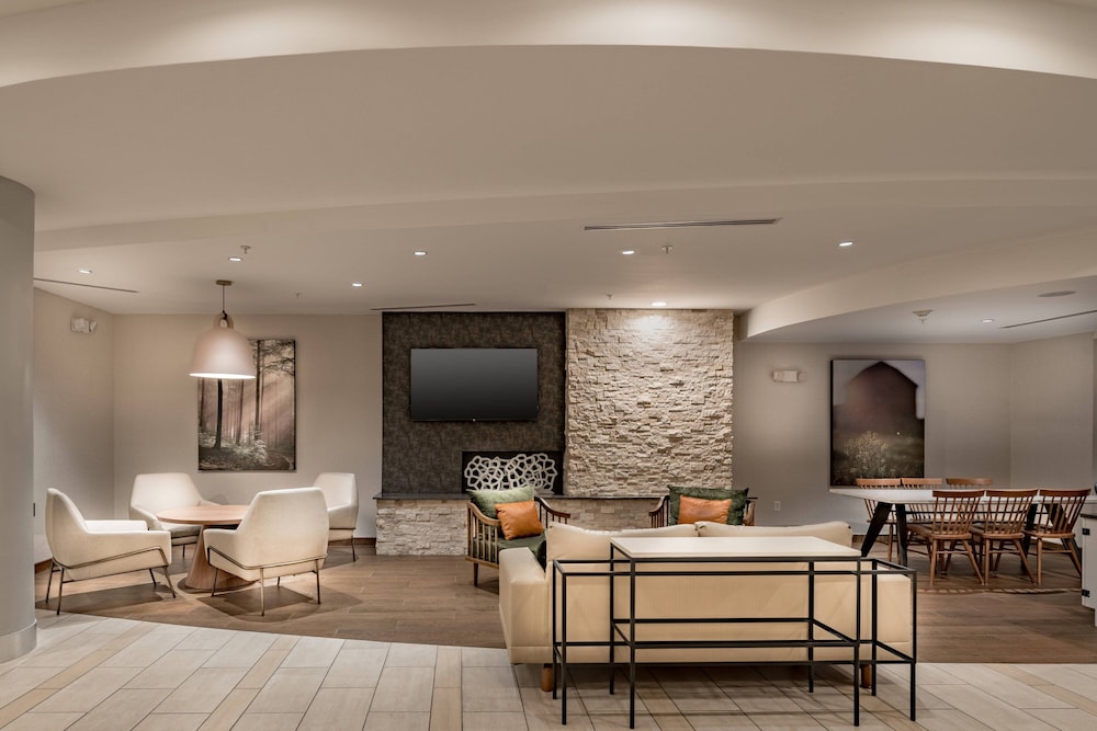 Fairfield Inn Suites New Braunfels 12/30