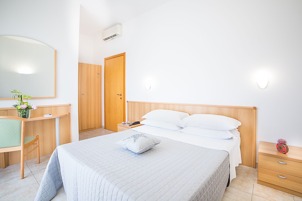 Hotel Adria 18/56