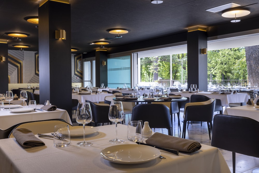 Hotel Spa Restaurant Villa Castellane by Germain Collection 68/82