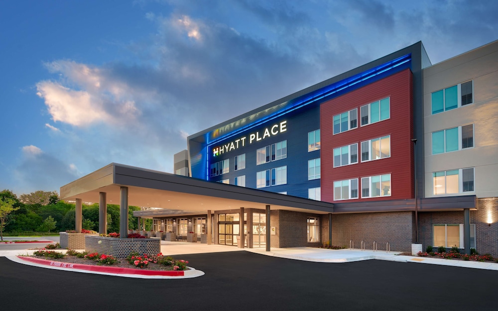 Hyatt Place Fayetteville/Springdale 3/33