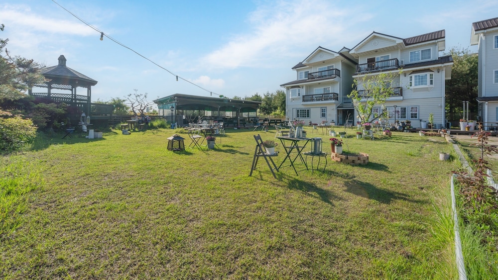 Ganghwa Rodemhouse Pension 46/48