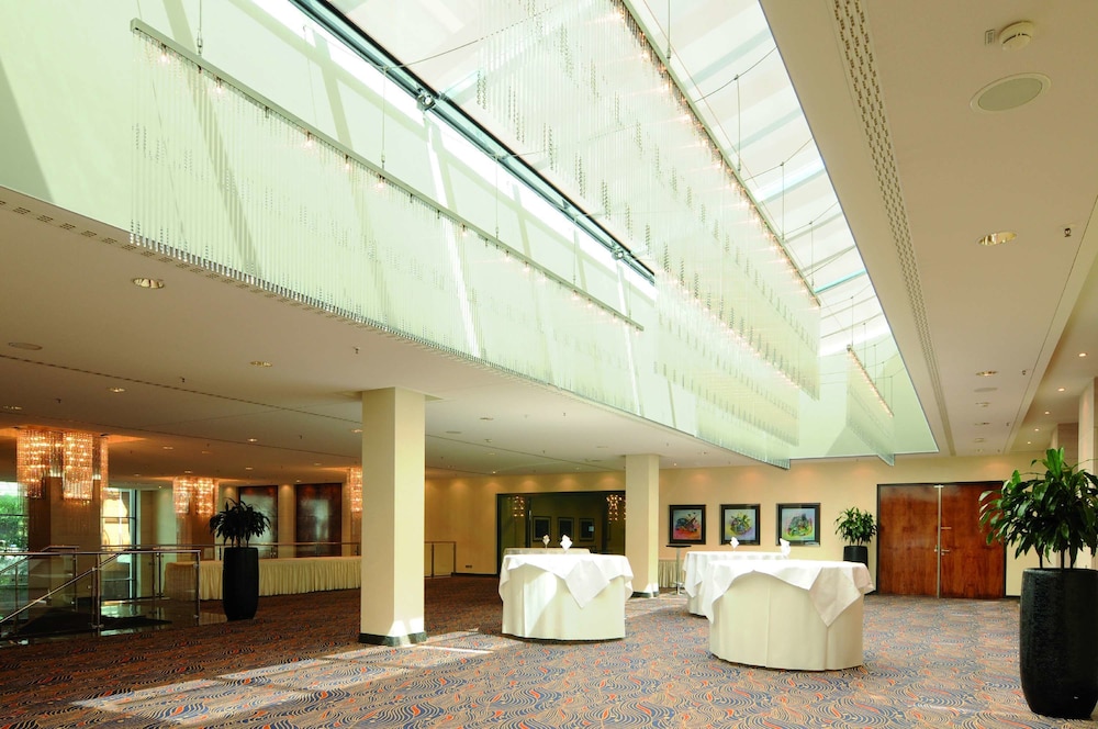 Maritim Hotel Dusseldorf 5/73