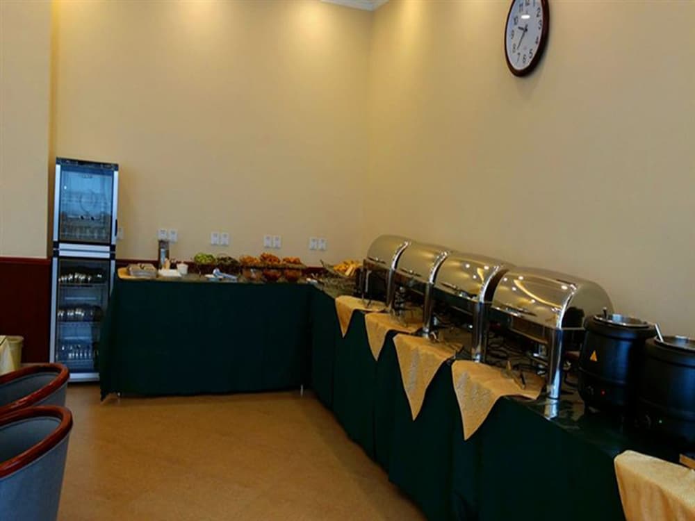 GREENTREE INN XUZHOU HIGH SPEED RAILWAY ZHANQIAN SQUARE HOTEL 34/39