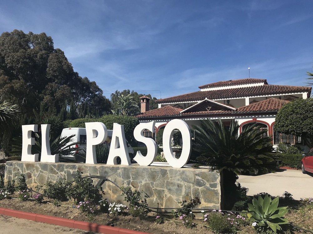 Hotel El Paso 40/50