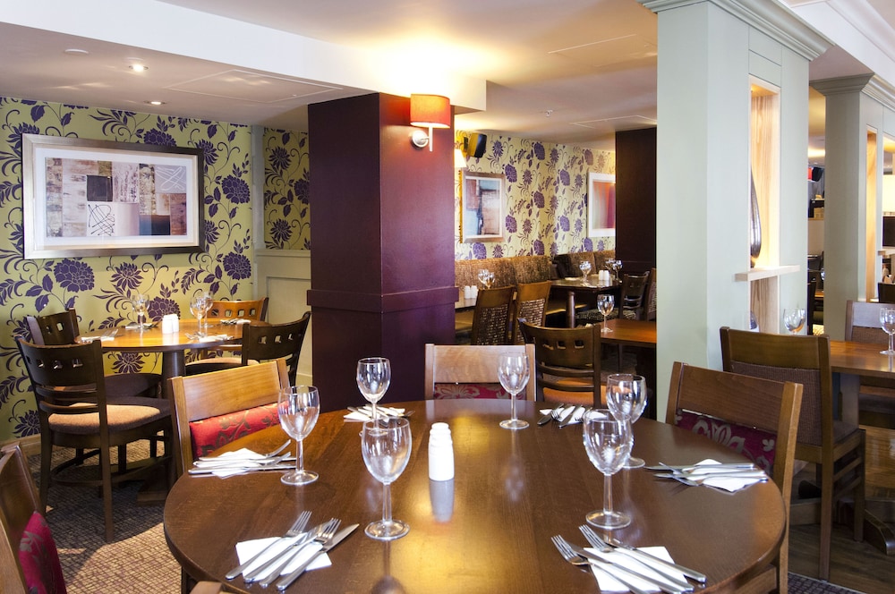 Premier Inn London County Hall 30/49
