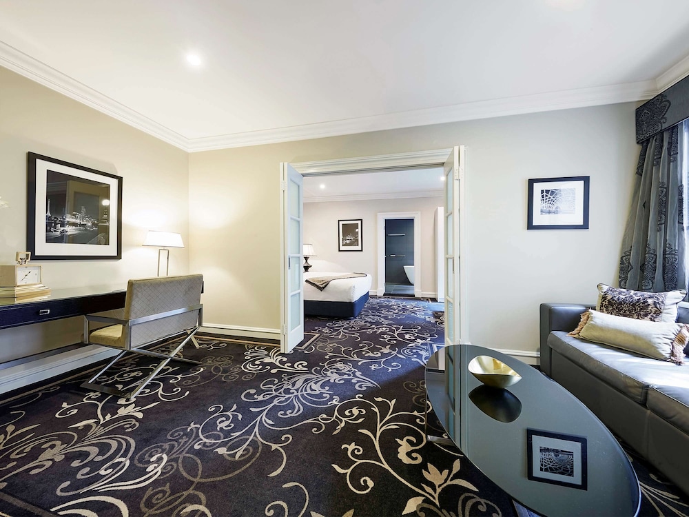 The Sebel Melbourne Flinders Lane 30/55