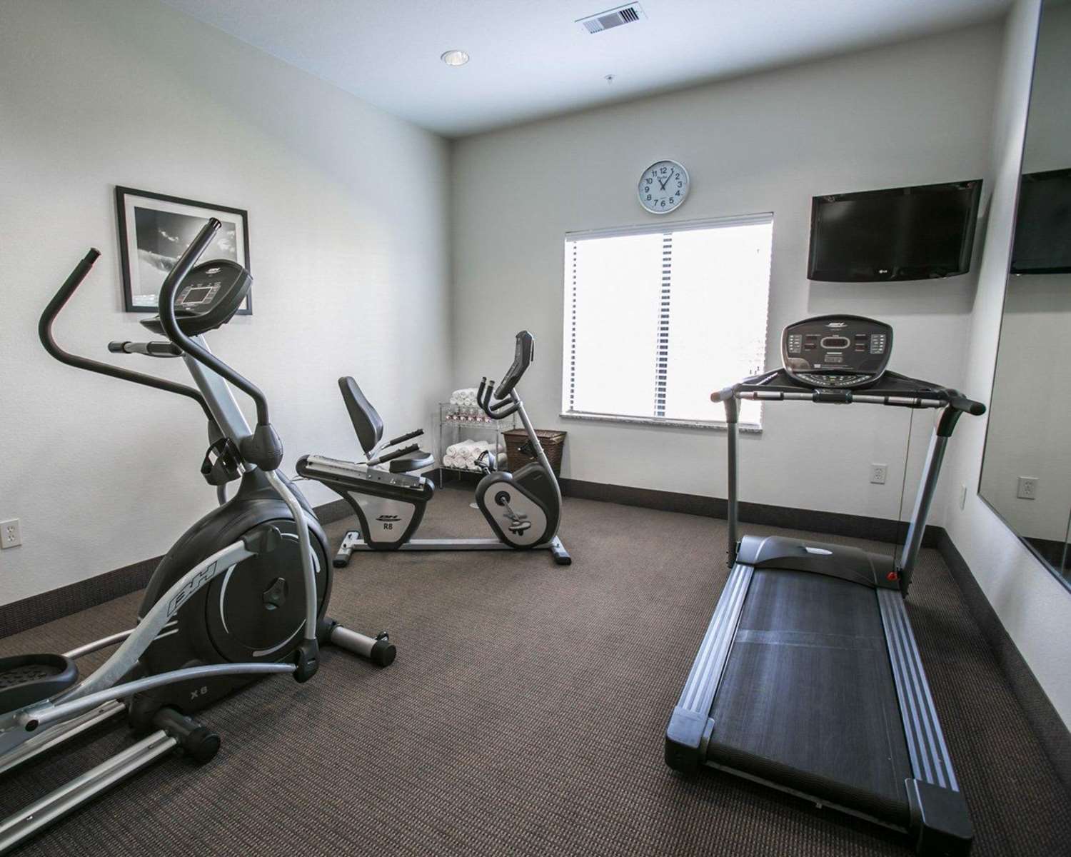 Restwell Inn Suites Houston 19/45