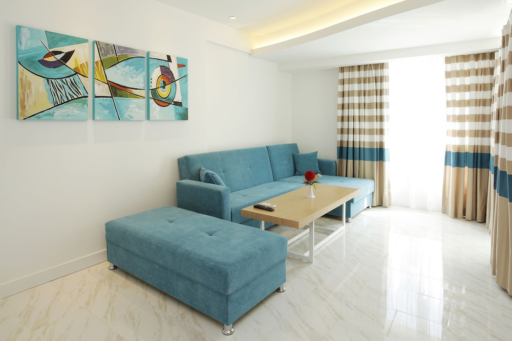 Kleopatra Suit Hotel 20/59