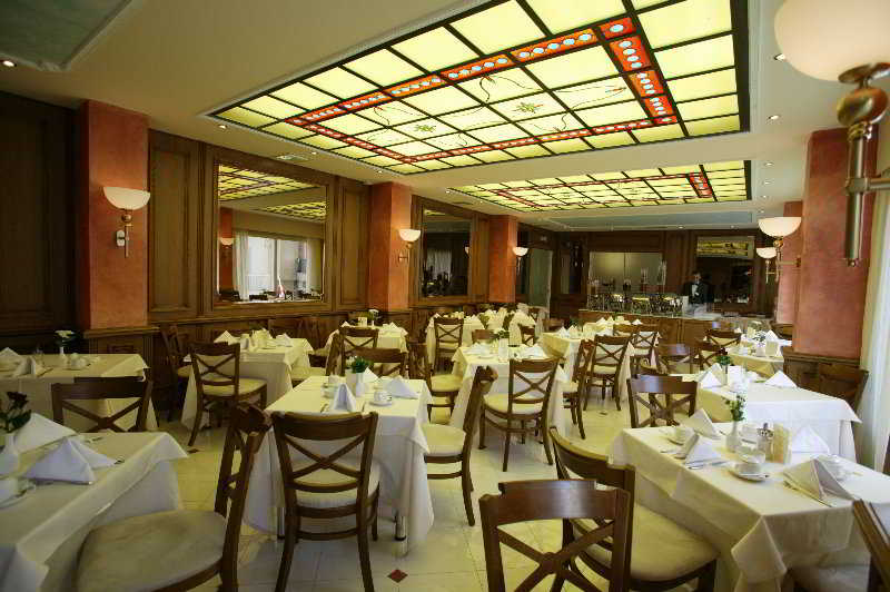Park Hotel Volos 38/53
