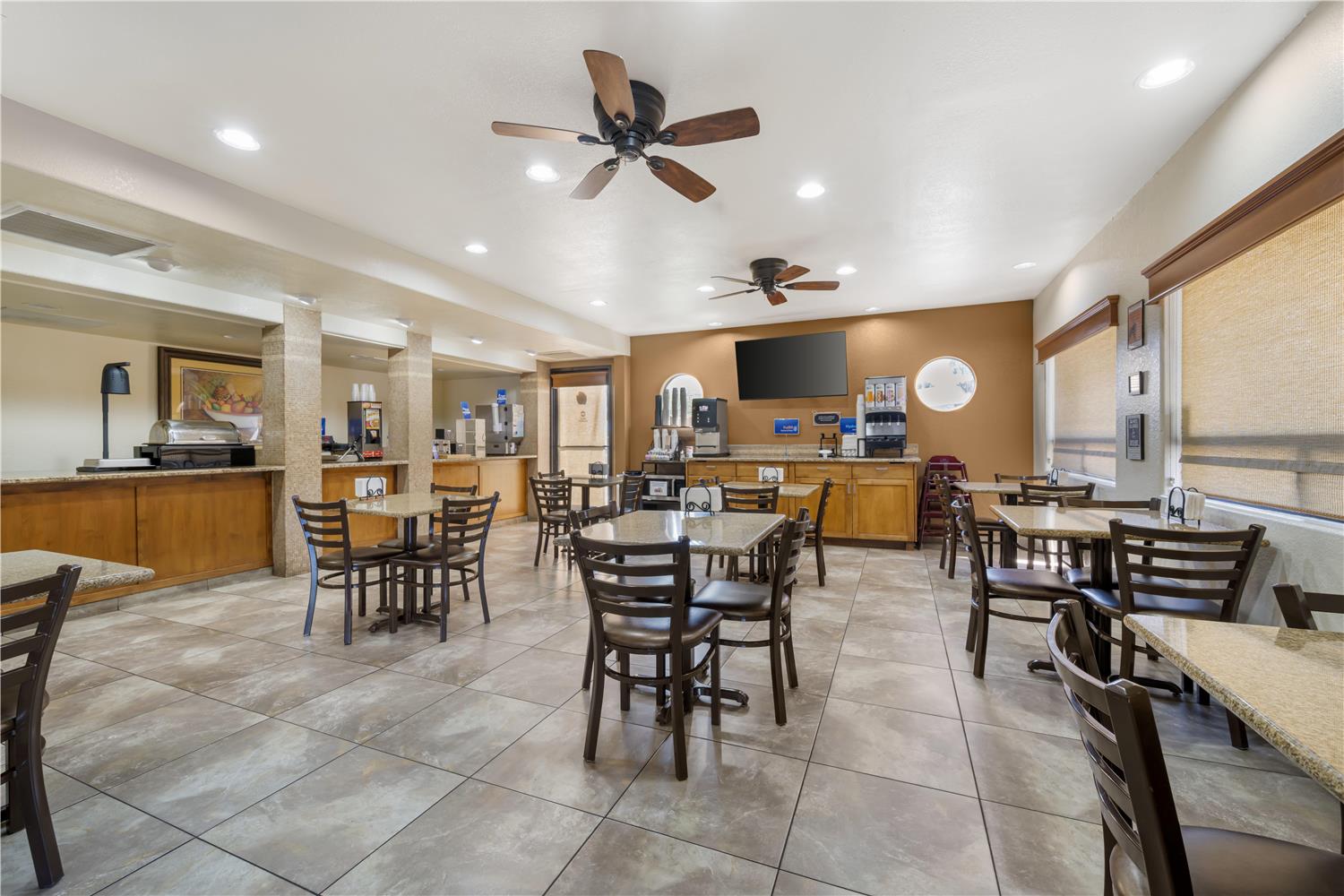 Best Western Cottonwood Inn 12/18