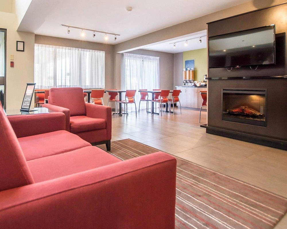 Comfort Inn Kirkland Lake 12/24