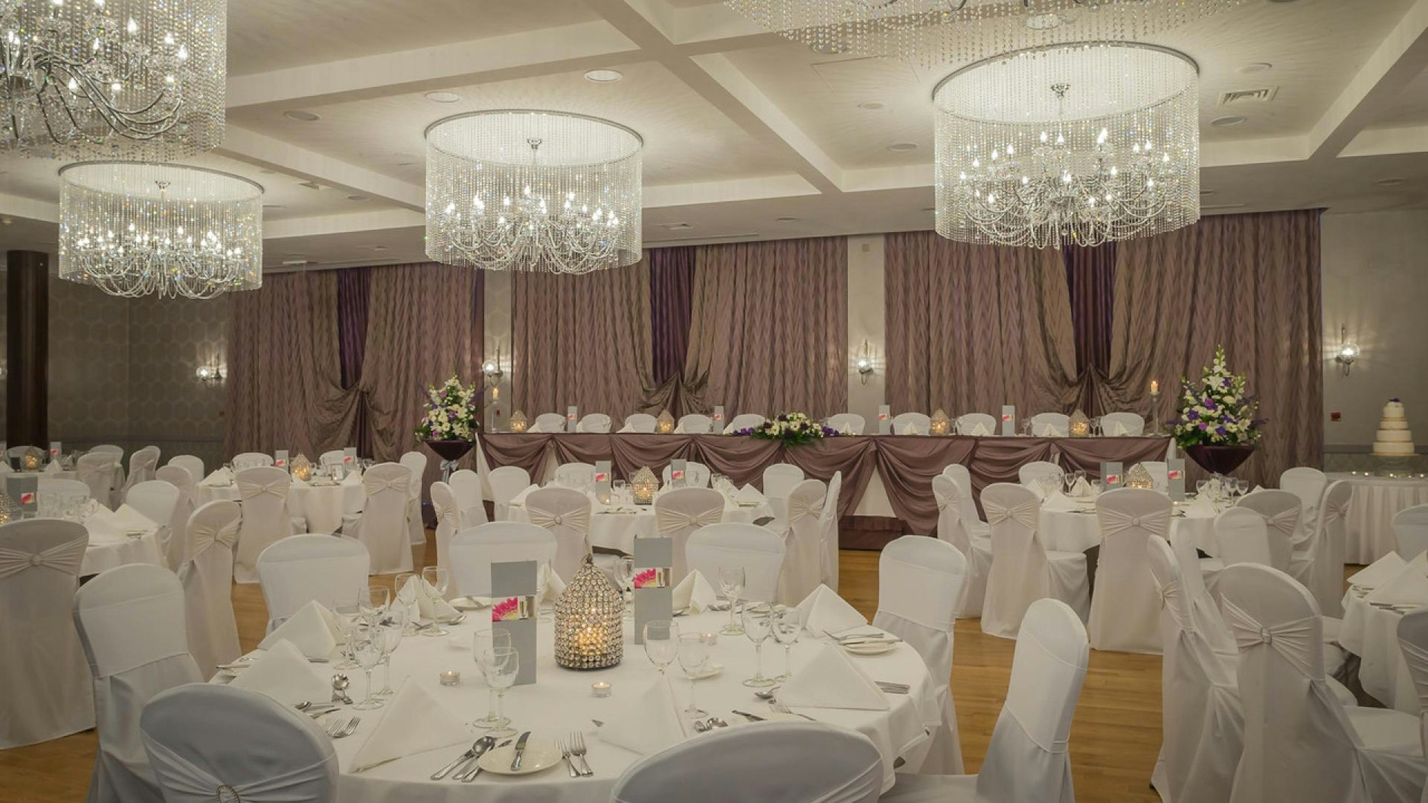 Cavan Crystal Hotel 48/57