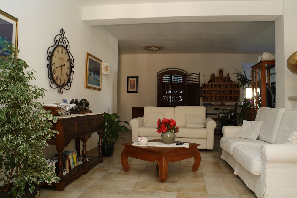 Hotel San Pantaleo 11/29
