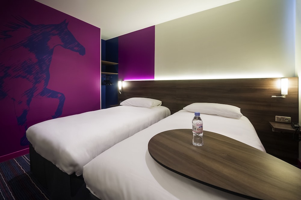 Ibis Styles Saumur Gare Centre 19/75