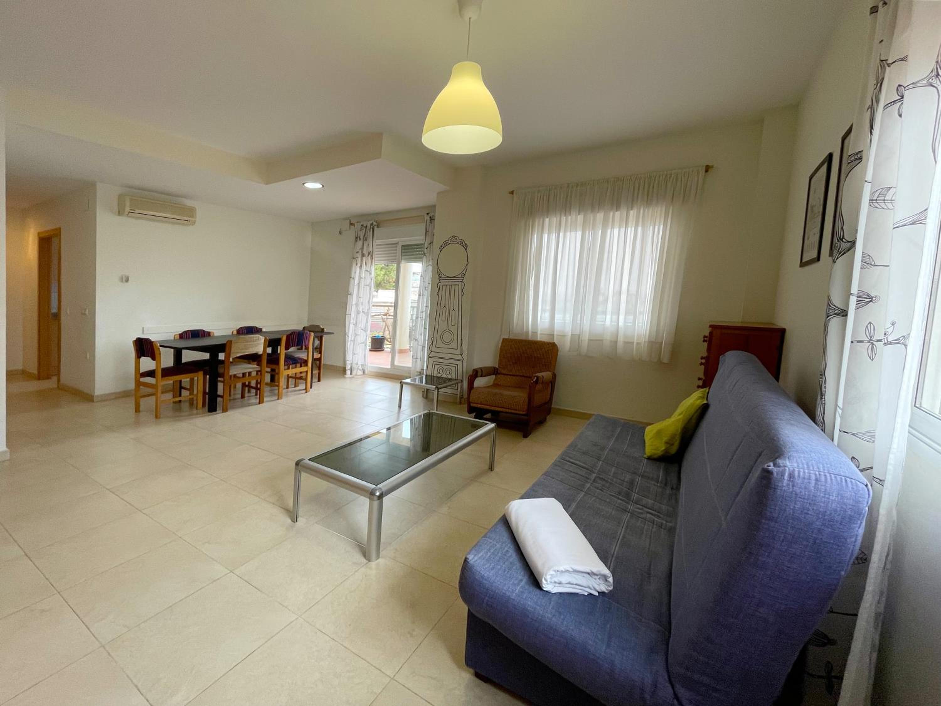 APARTAMENTOS LOS ALMENDROS 3000 11/26