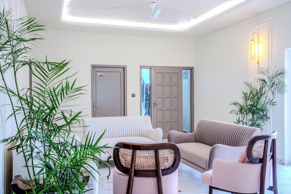 GiriSadan Homestay 32/50