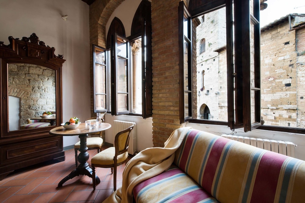 B&B Palazzo Tortoli 16/35