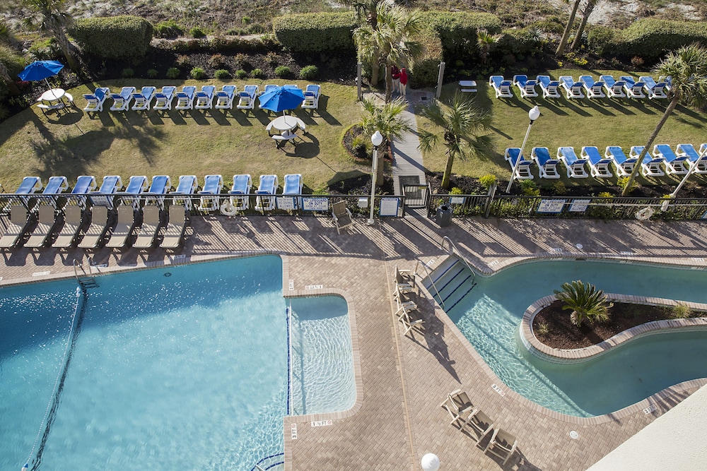 Grande Shores Ocean Resort 53/84